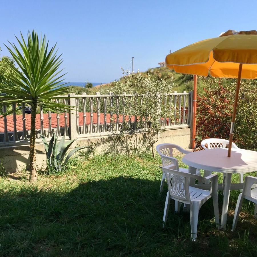 Alba Serena Santa Caterina Dello Ionio Marina 外观 照片